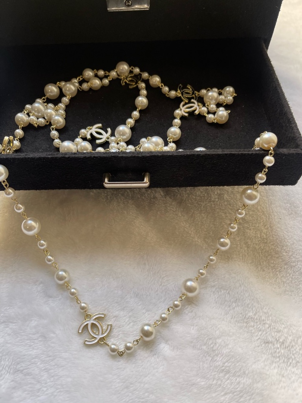 Chic Gold & White Pearl Long Necklace